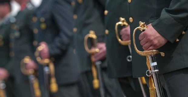 Δείτε ποιοι είναι οι μισθοί των στρατιωτικών – Το νέο μισθολόγιο